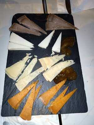 Maria Germiná Tapas