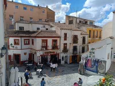 Las Cuevas Del Albaicin