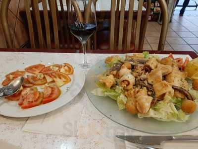 El Rincón De Los Sabores Cafetería Bar