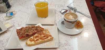 El Rincón De Los Sabores Cafetería Bar