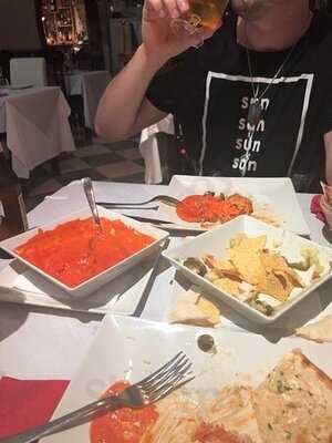 Red Chilli Indian & Maxican Restaurant Playamar Torremolinos