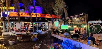 Patrick's Bar