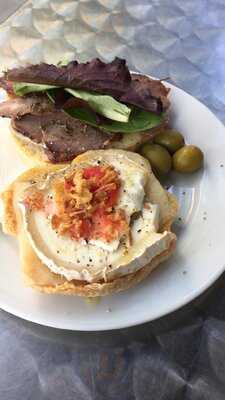 Cafetería Cum Laude