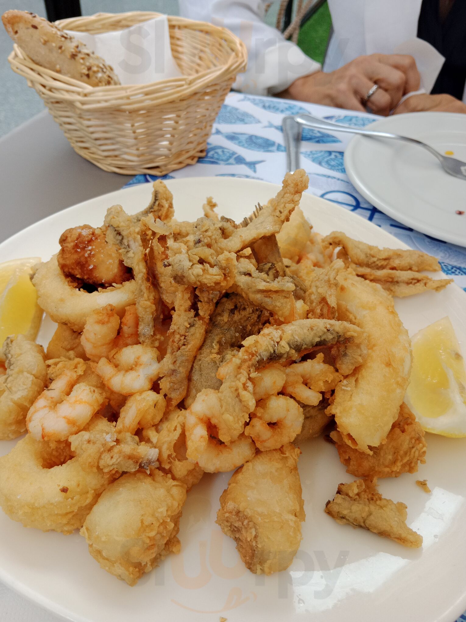 El Cisne Cafeteria Cerveceria