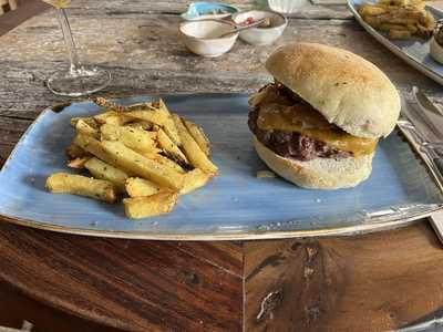 Makalolo Burguer & Grill