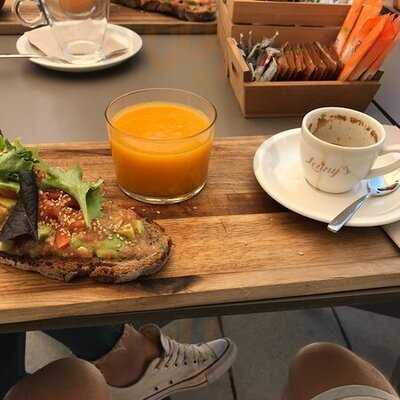 Lenny's Café Bistró