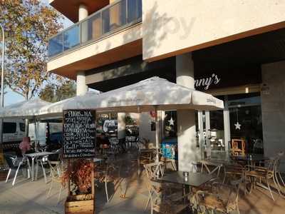 Lenny's Café Bistró