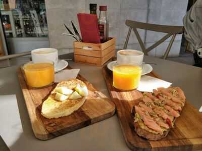 Lenny's Café Bistró