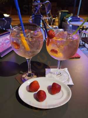 Delicious Lounge Bar