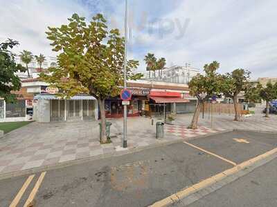 Delicious Lounge Bar