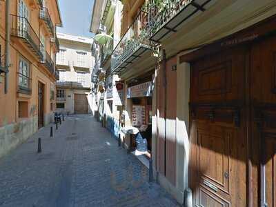 La Gobernanta Yaya Bar