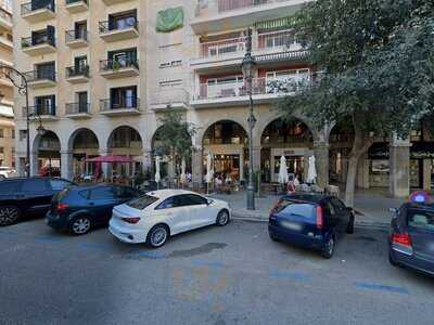 La Mafia Se Sienta A La Mesa - Palma De Mallorca