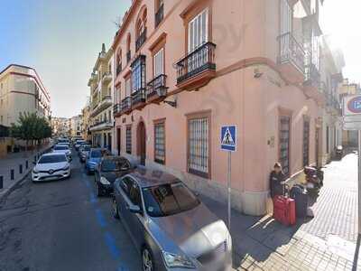 Restaurante Puerta Grande, En Sevilla