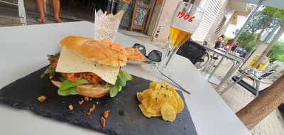 Touché Lounge And Drink