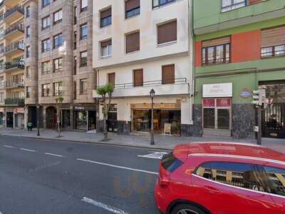 Pipes' Urban Kitchen