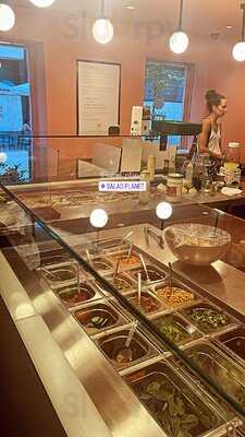 Salad Planet