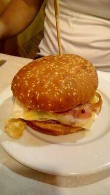 Cafeteria Metropolis