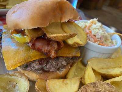 Chips Bar & Burger - Photo 7