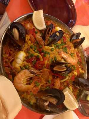 La Galeria (the Gallery)