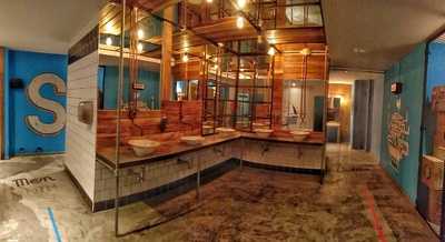 Blue Moon Valencia - Craft Beer & Restaurant