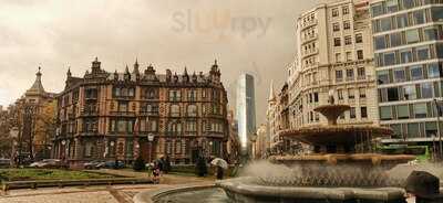 Tito's Bilbao Cocteleria Bar