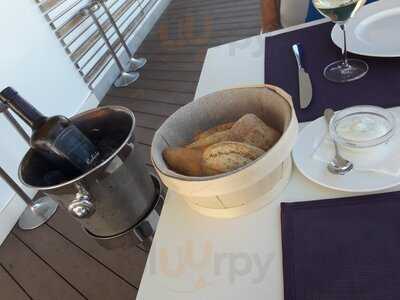 Coco Beach Lounge & Club