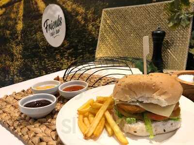 Friends Café Bar