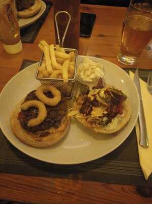 Boomerang Steakhouse