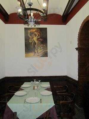 Meson Los Venerables Sl.