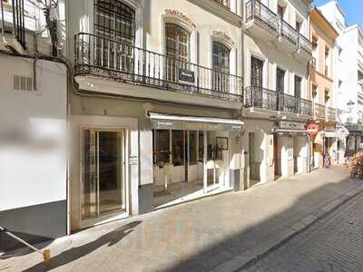 Alcázar Halal Restaurante