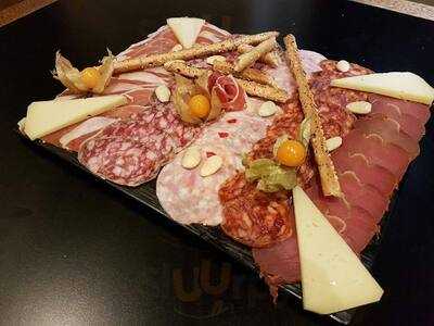 Puerta De La Alpujarra