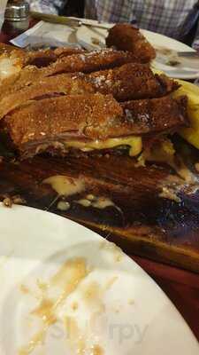 La Recacha De Loma Linda. Taberna