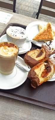 La Madera - Panadería Y Pastelería Artesanal