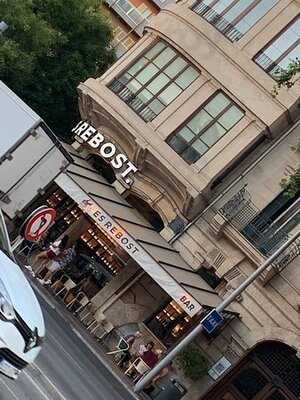 Es Rebost Restaurant Plaça D’espanya