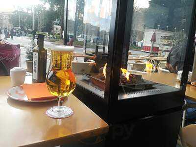 Es Rebost Restaurant Plaça D’espanya