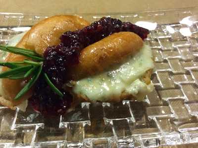 Taperia Hispania Hernán Cortés