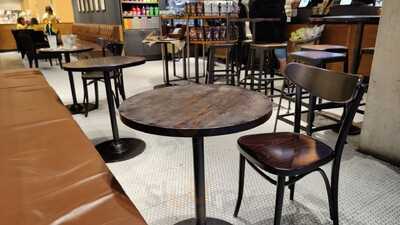 Starbucks Eci Marineda