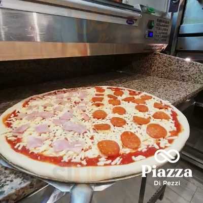 Piazza Di Pezzi