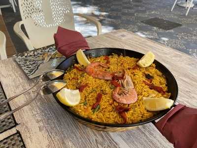 Seis Peniques Bar Restaurante