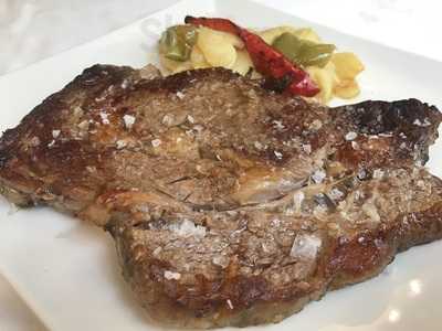 Seis Peniques Bar Restaurante