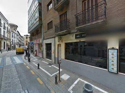 Seis Peniques Bar Restaurante