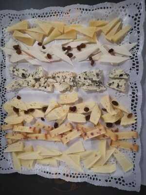 El Huevito Jamonería