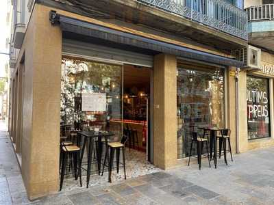 Tres Quarts De Quinze