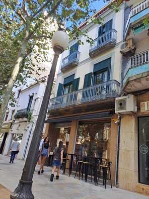 Tres Quarts De Quinze