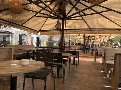 12 Lounge Restaurant