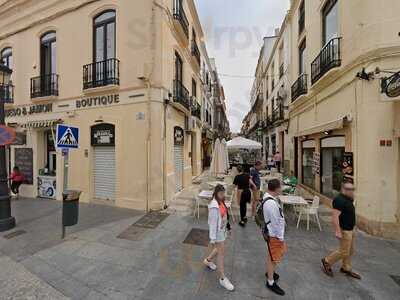 Pizzeria Restaurante La Vita E Bella