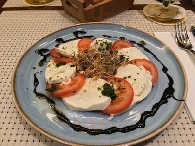 Jj Rousseau Restaurant