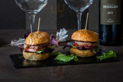 La Taberna - Bar Restaurante