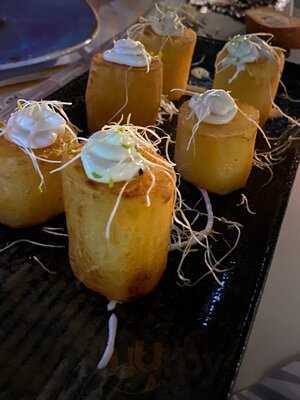 Iguana Restaurant & Cocktail's