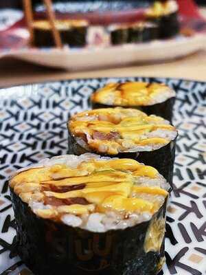 Miku Izakayasushi & Fusión